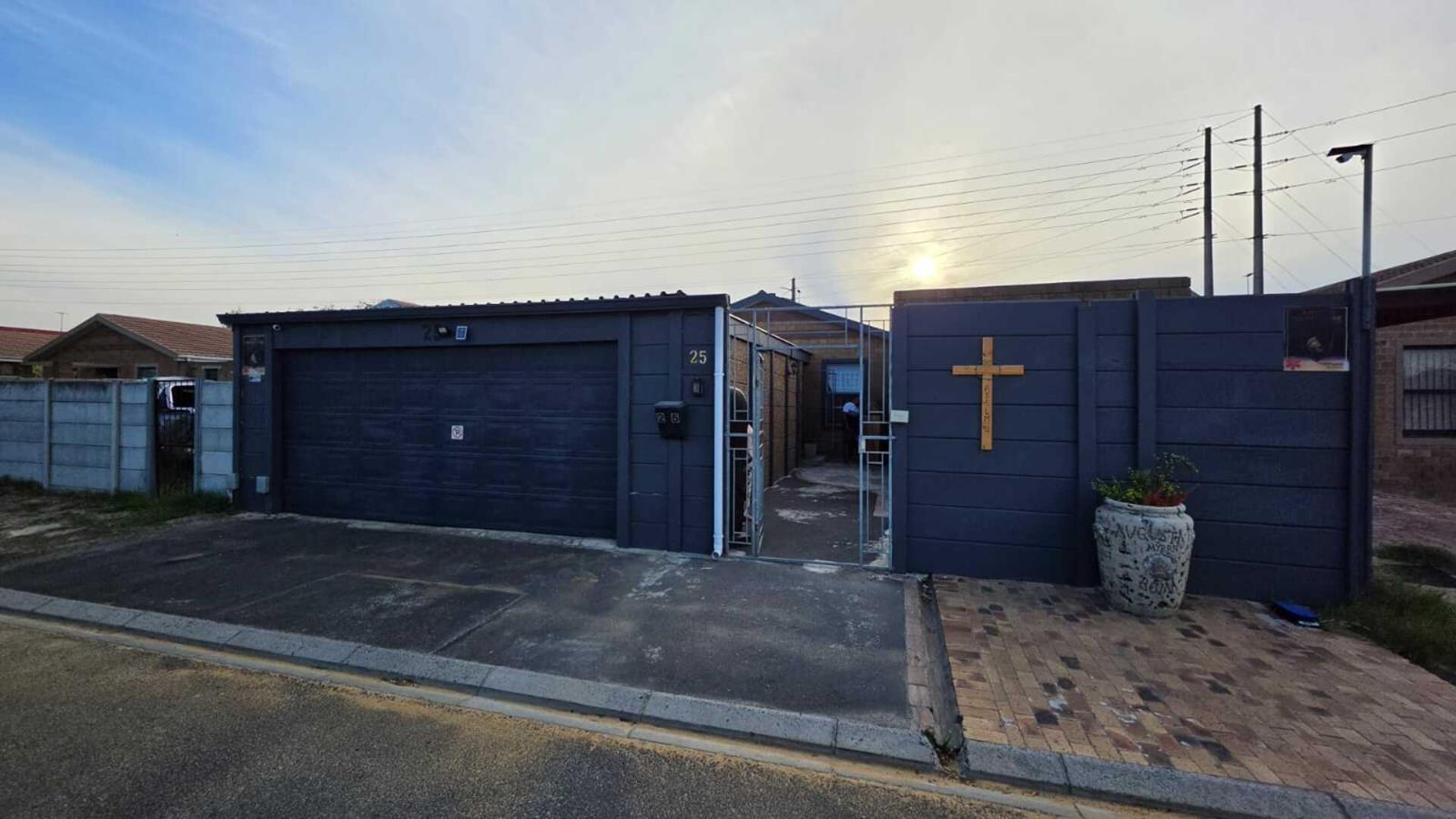 3 Bedroom House in Langeberg Ridge