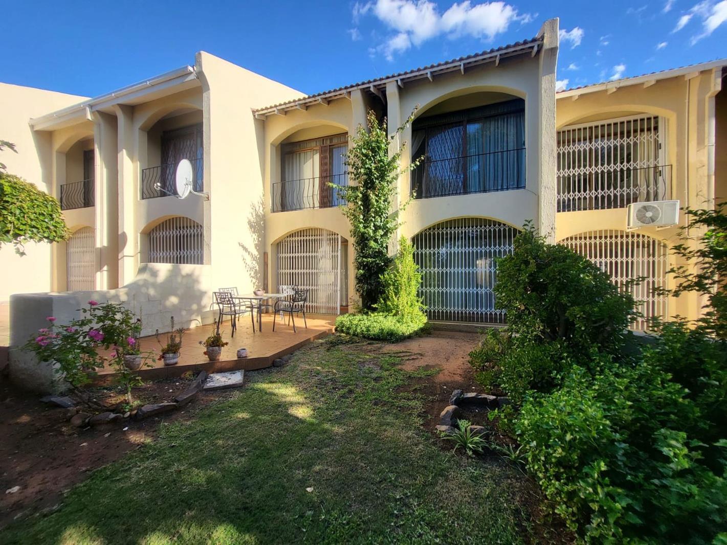 3 Bedroom Townhouse in Helicon Heights