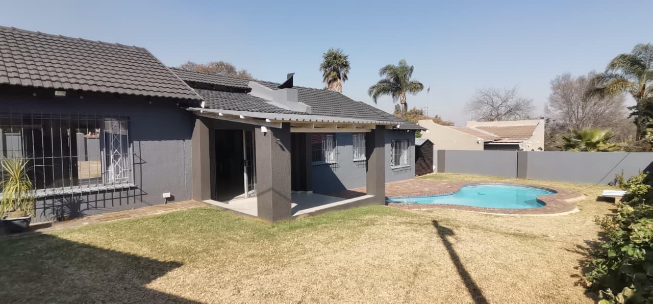 3 Bedroom House in Mulbarton