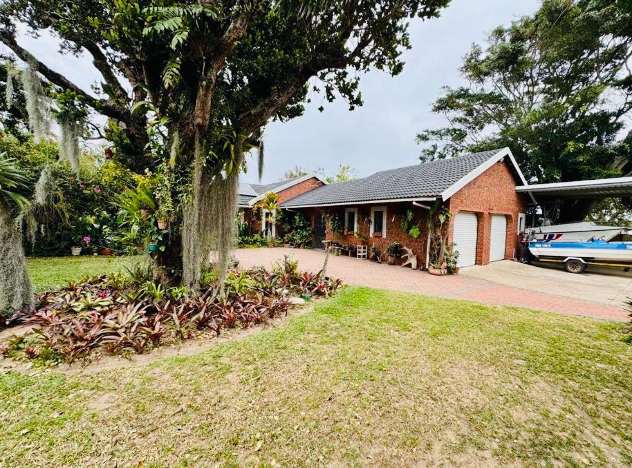 4 Bedroom House in Meer En See