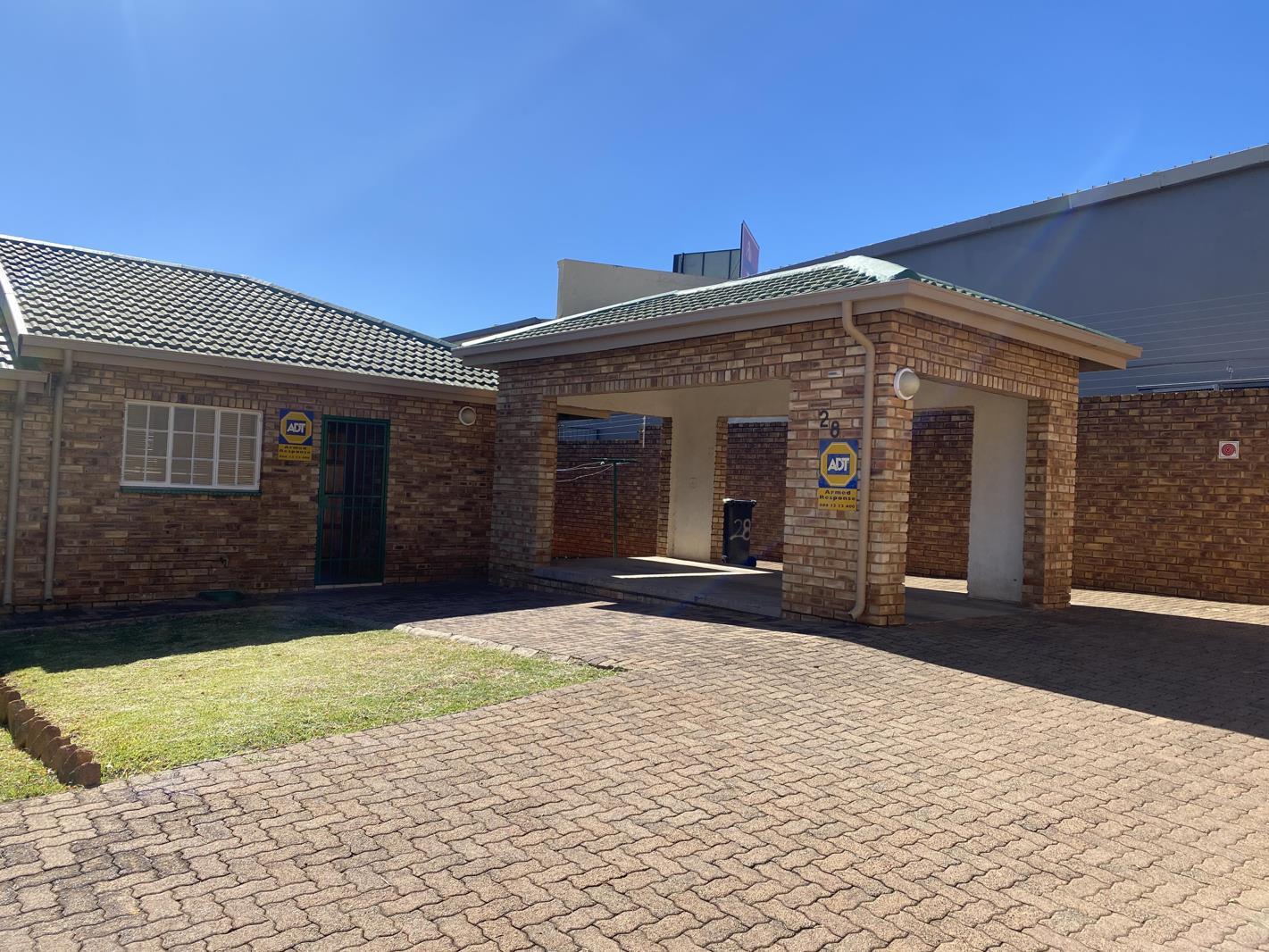 2 Bedroom Simplex in Radiokop