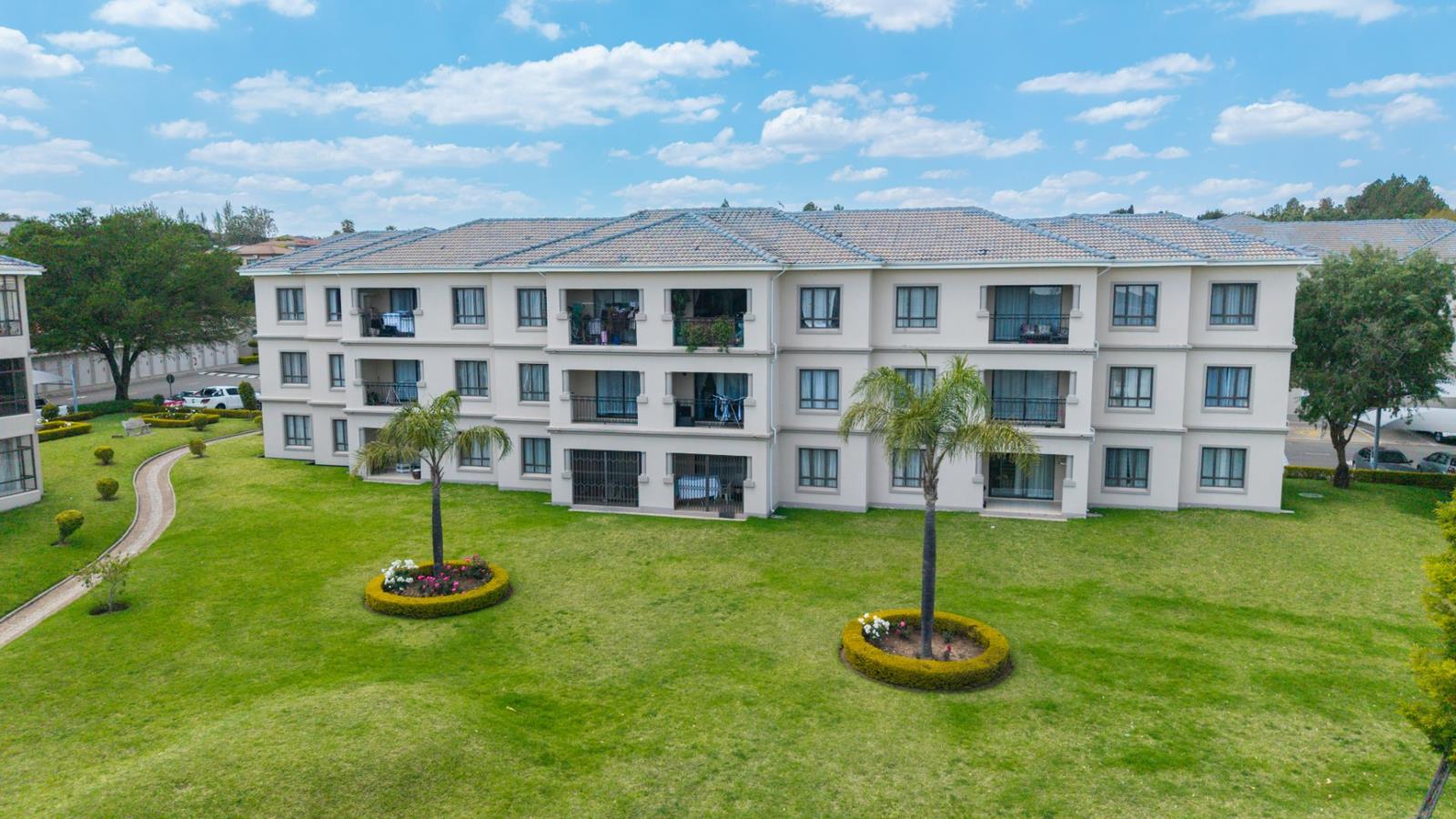 2 Bedroom Apartment in Summerset