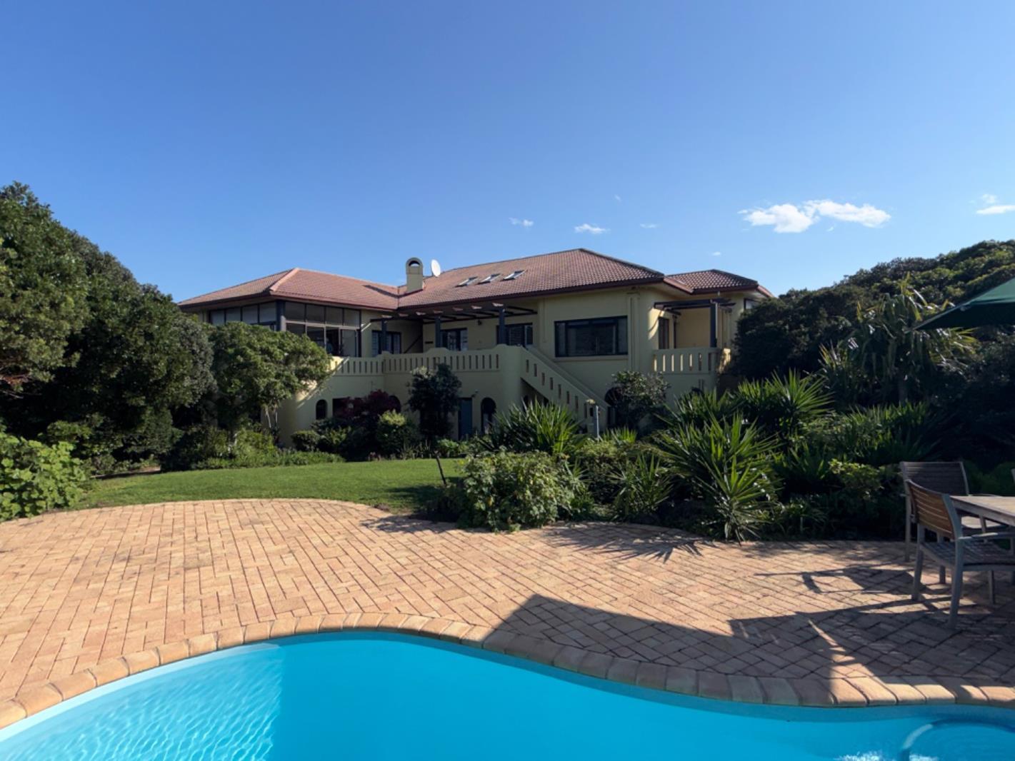 7 Bedroom House in West Bank