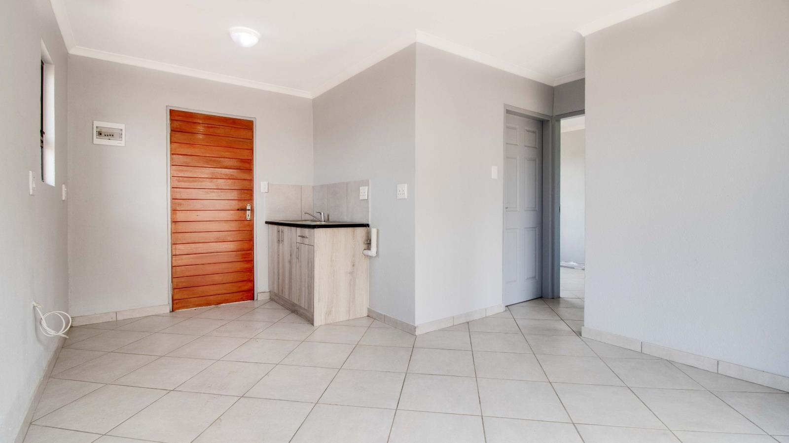 2 Bedroom Simplex in Selcourt