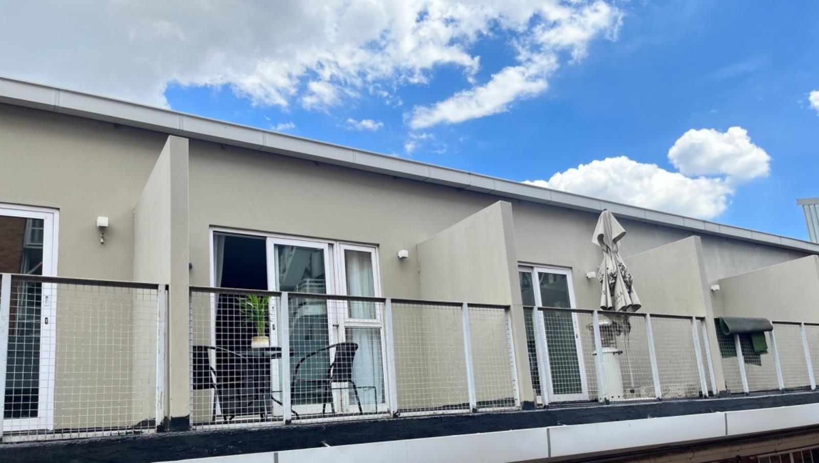 1 Bedroom Apartment in City & Suburban (Maboneng)