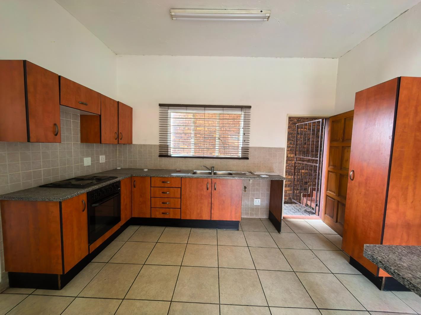 3 Bedroom Townhouse in Alberton