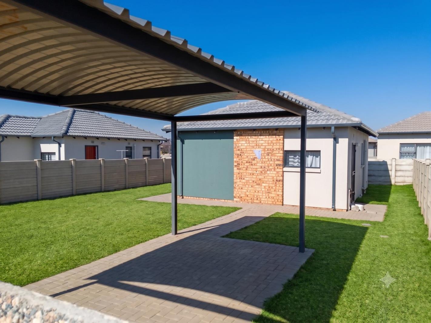 2 Bedroom House in Reiger Park