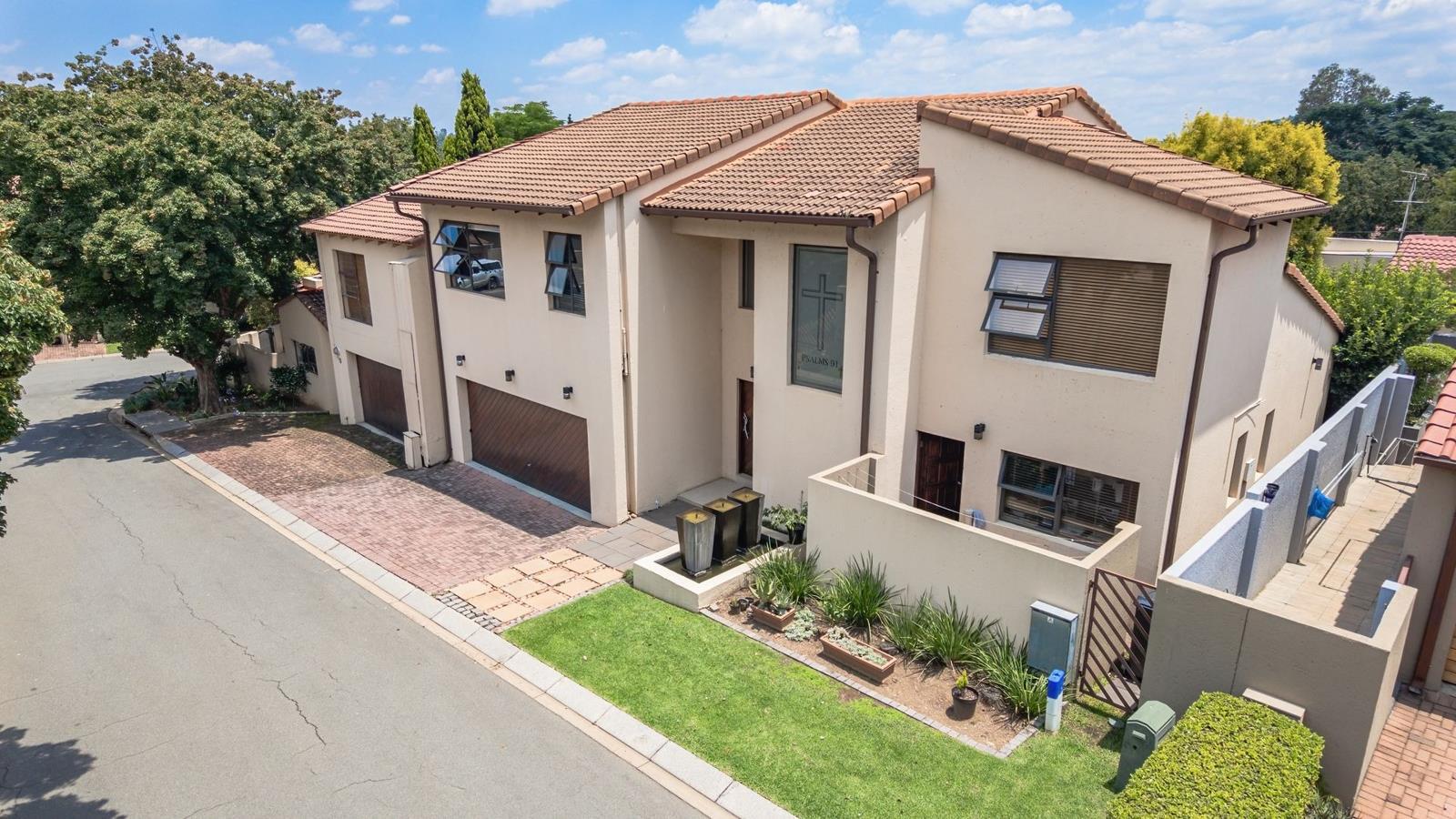 4 Bedroom House in Paulshof