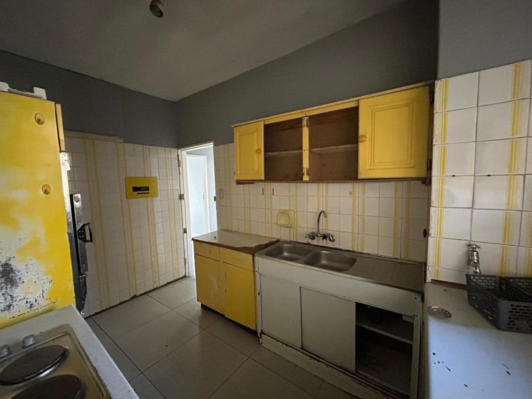 3 Bedroom Apartment in Muckleneuk