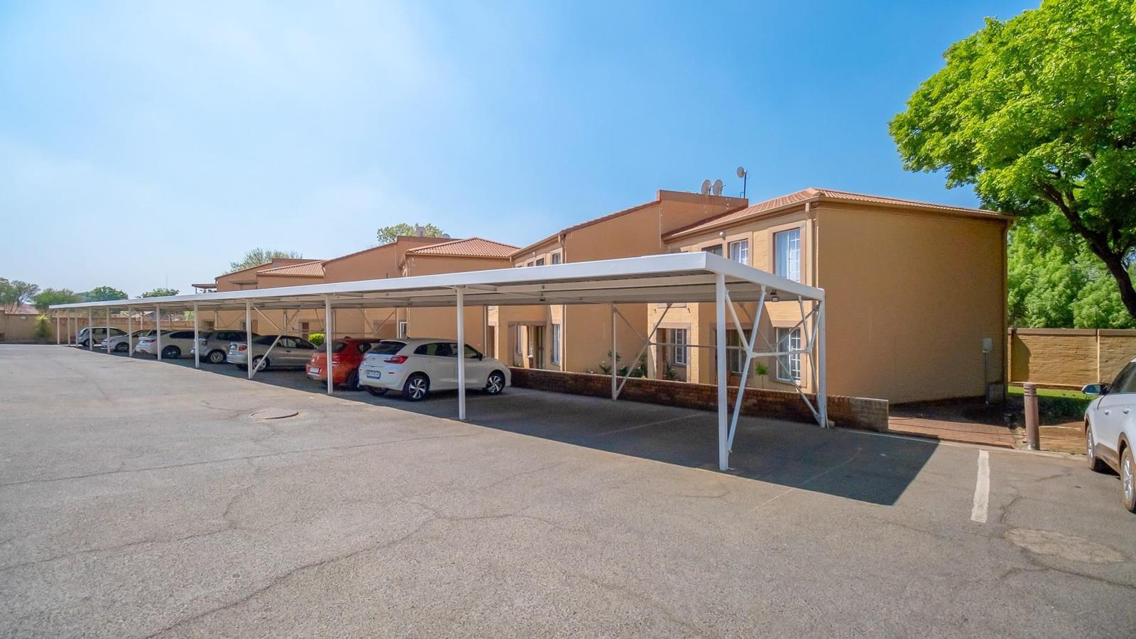 2 Bedroom Townhouse in Jordaan park