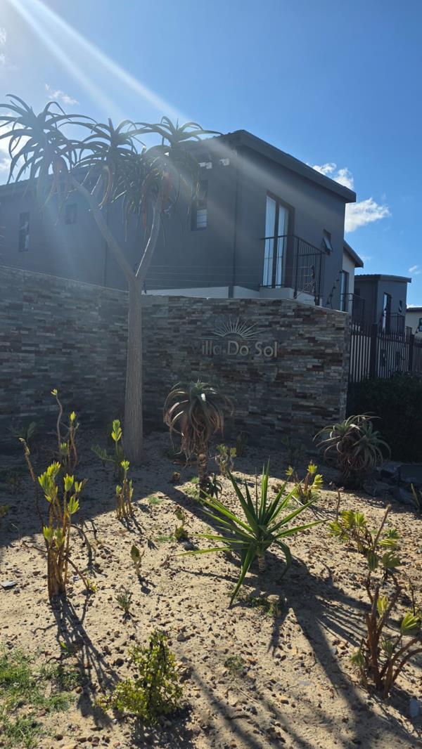 3 Bedroom Apartment in Parklands North