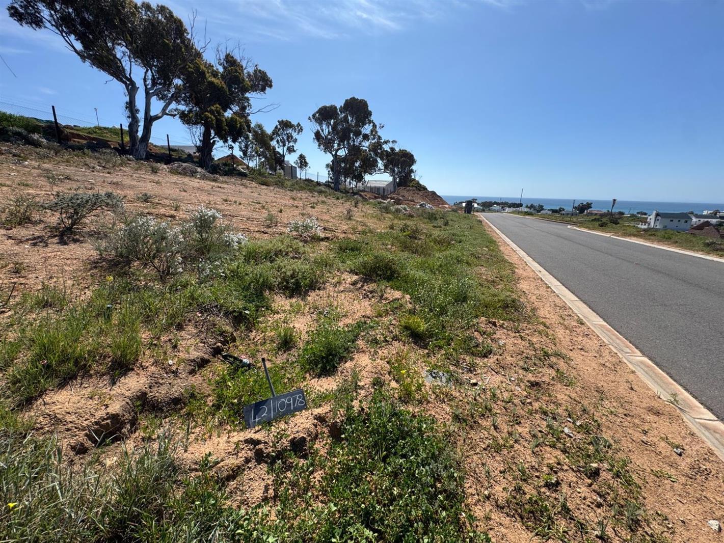 419 m² Land available in St Helena Views