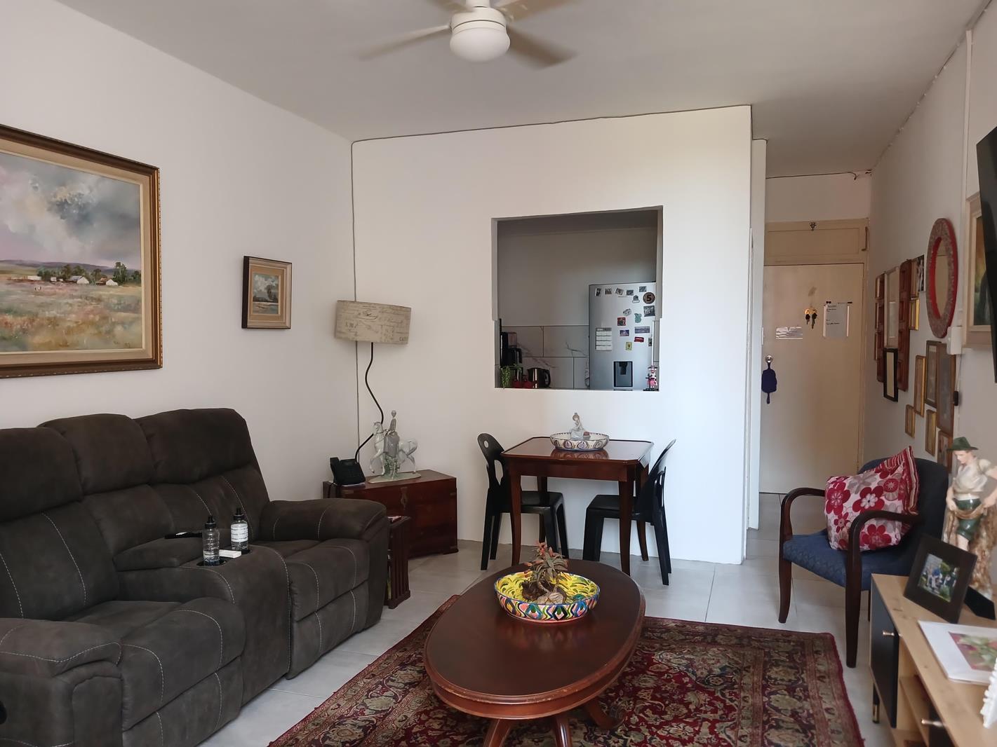 1 Bedroom Flat in North Beach
