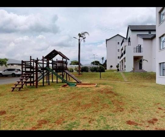 2 Bedroom Apartment in Carlswald Estate