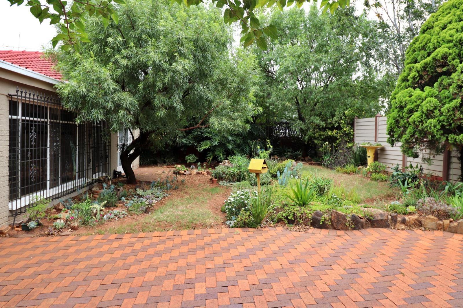 4 Bedroom House in Dawnview