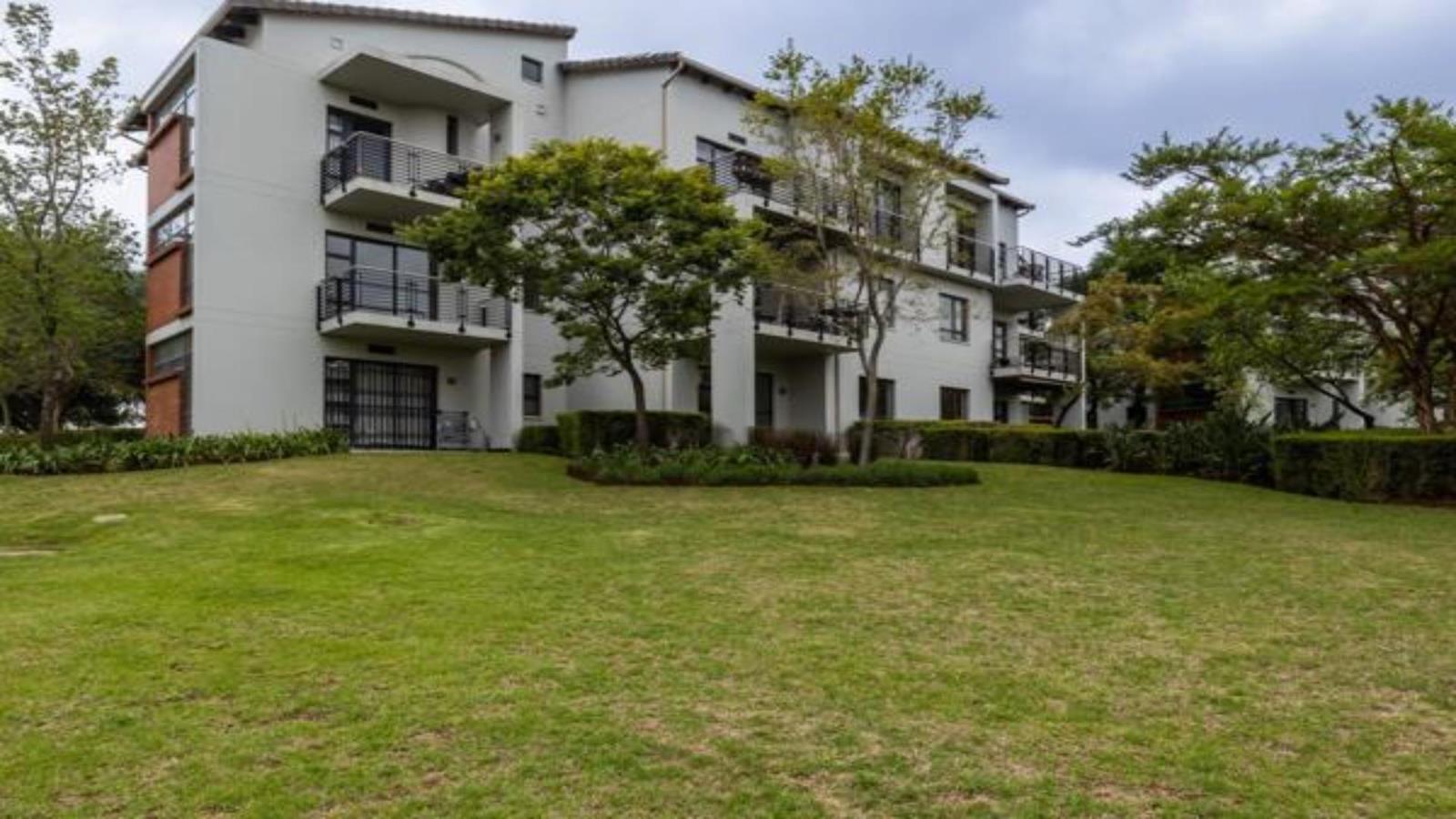 1 Bedroom Apartment in Jackal Creek Golf Estate