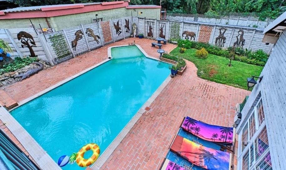5 Bedroom House in Woodmead