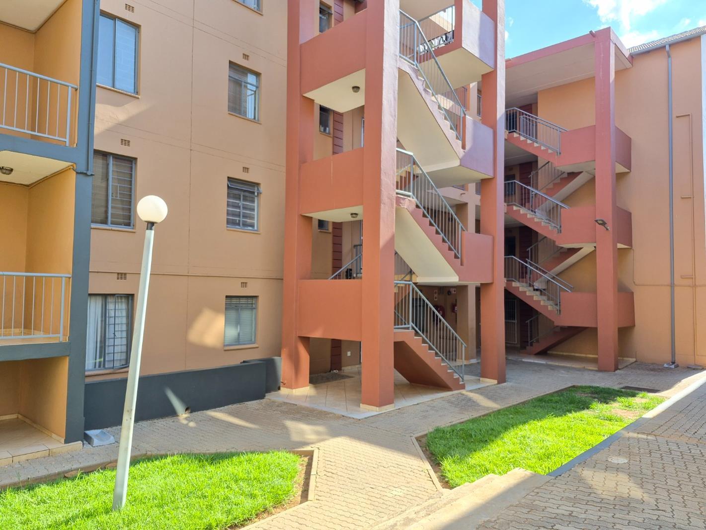 2 Bedroom Apartment in Jabulani