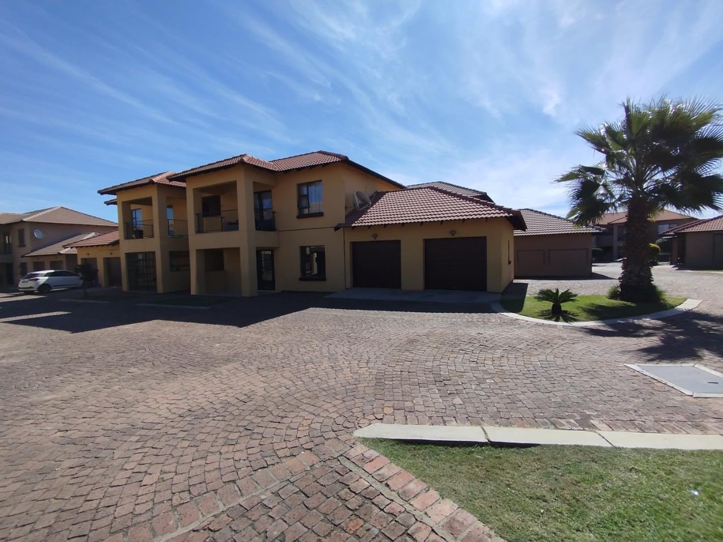 2 Bedroom Apartment in Brits Central