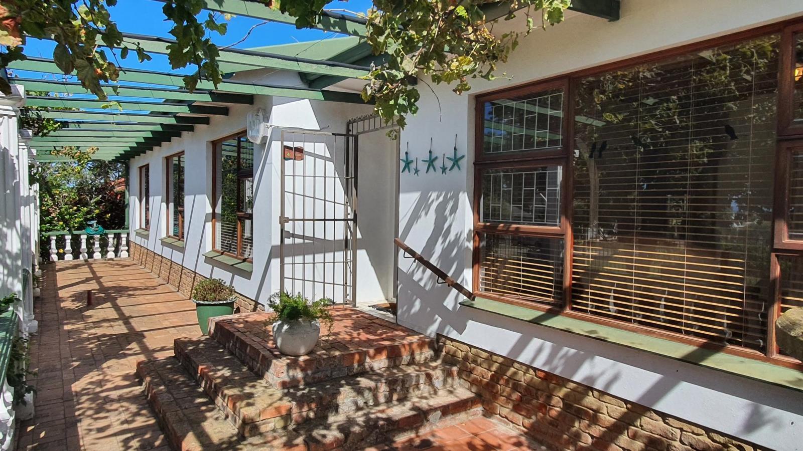 4 Bedroom House in Heiderand