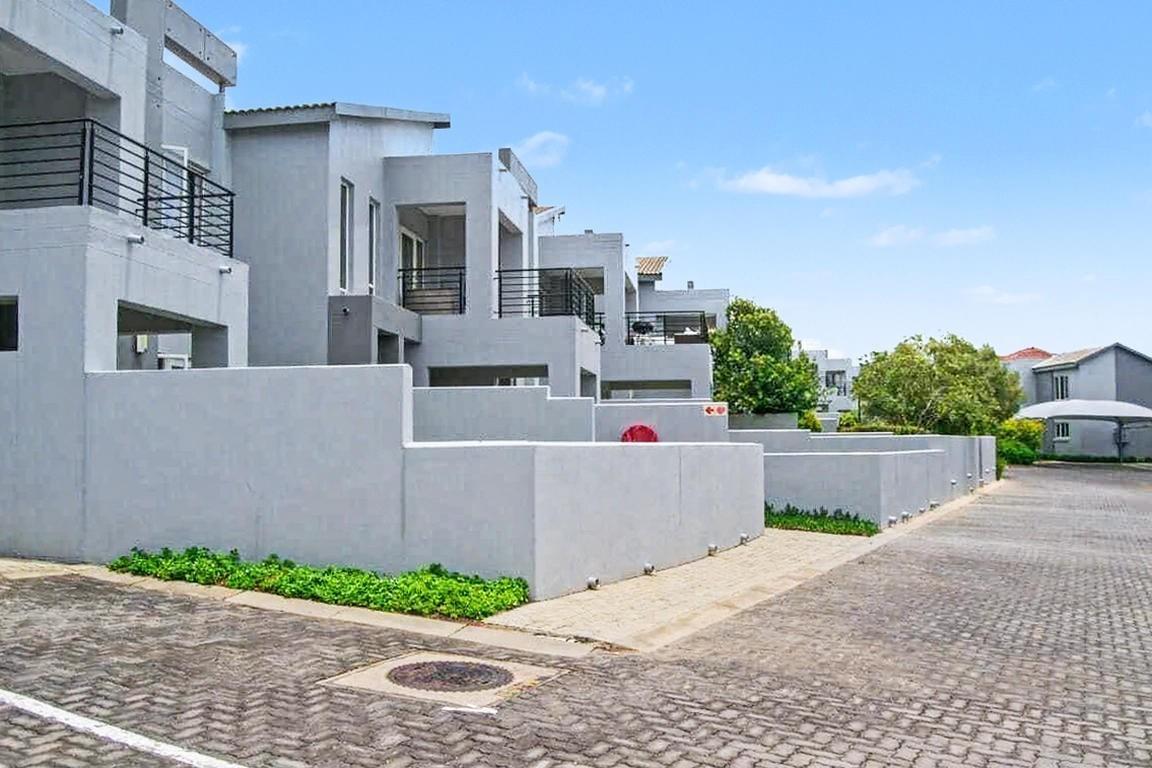 2 Bedroom Apartment in Broadacres