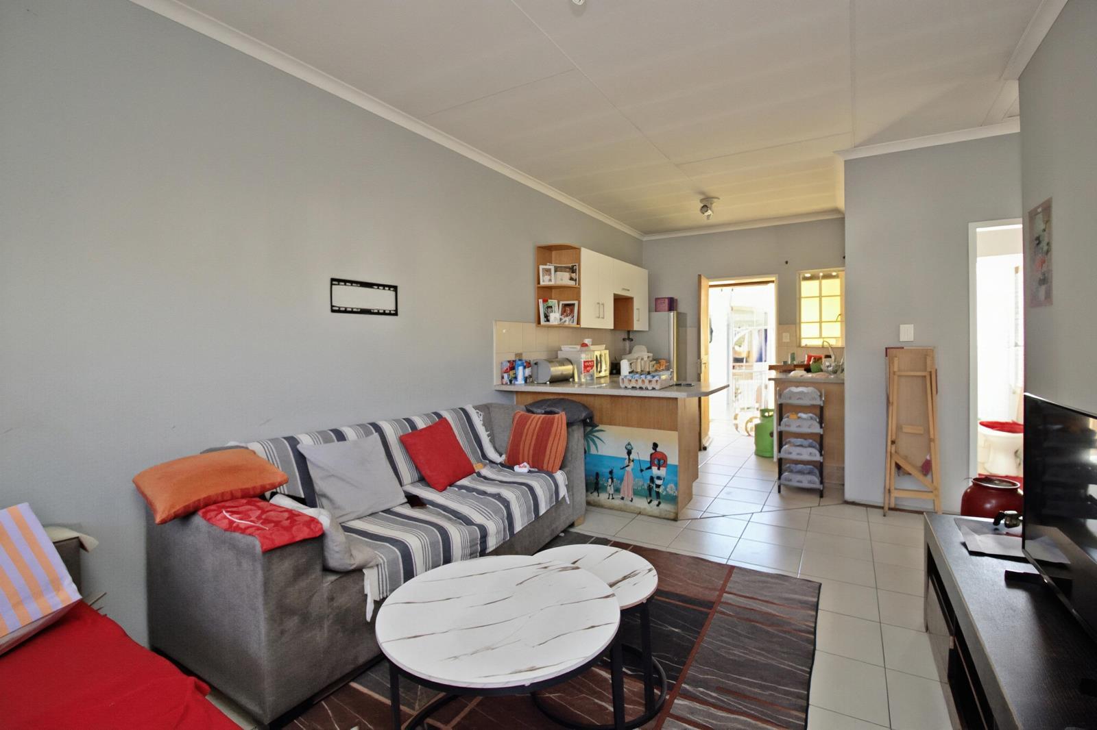2 Bedroom Apartment in Elspark