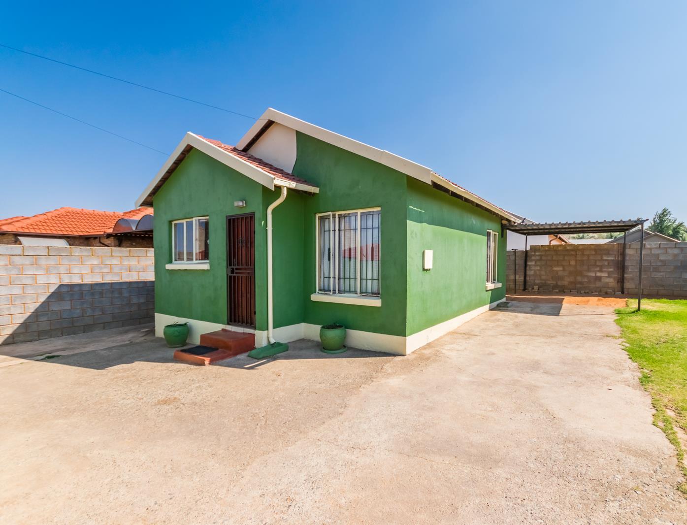 2 Bedroom House in Kagiso