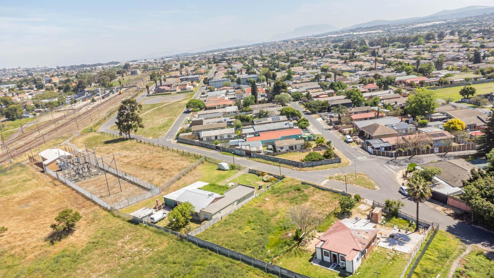 850 m² Land available in Peerless Park