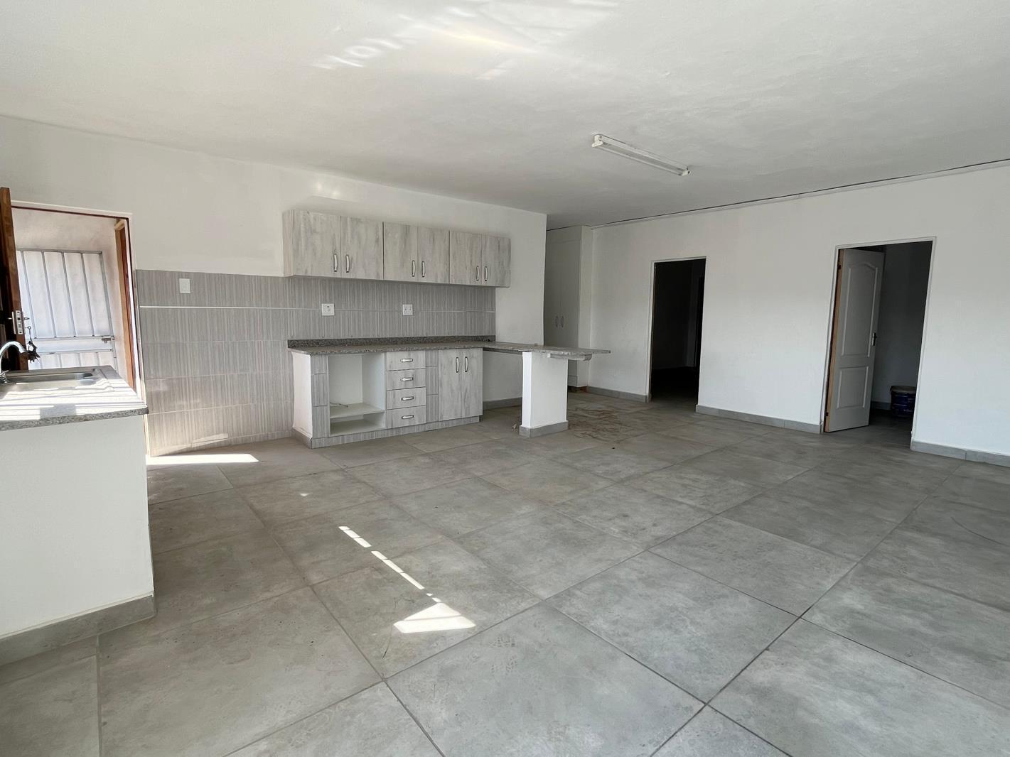 2 Bedroom Apartment in Isipingo Beach