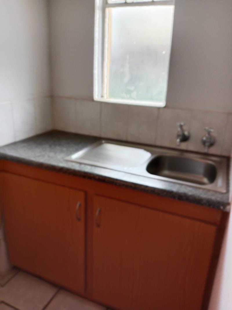 1 Bedroom Garden Cottage in Bonaero Park