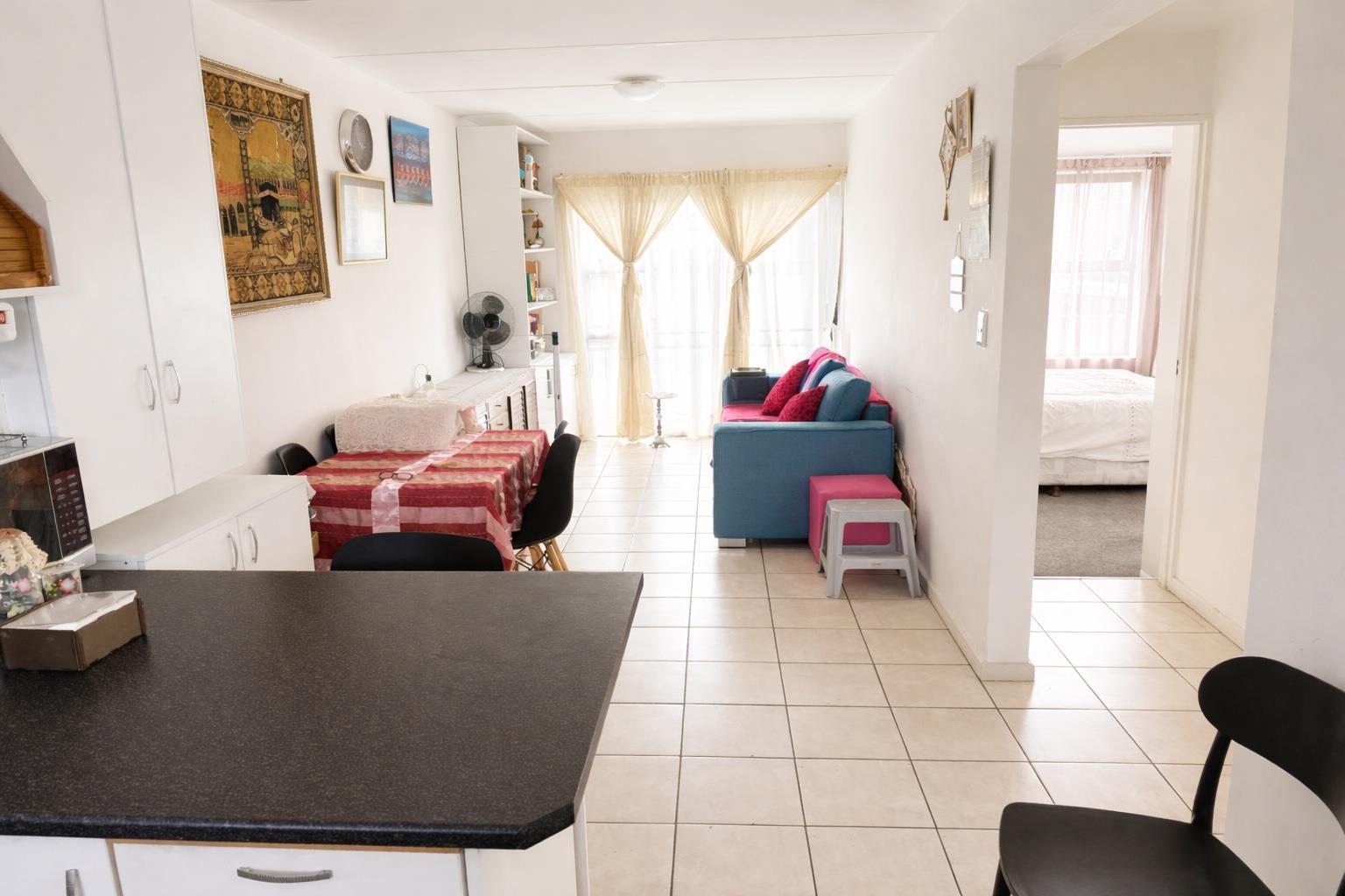 2 Bedroom Apartment in Richmond Estate