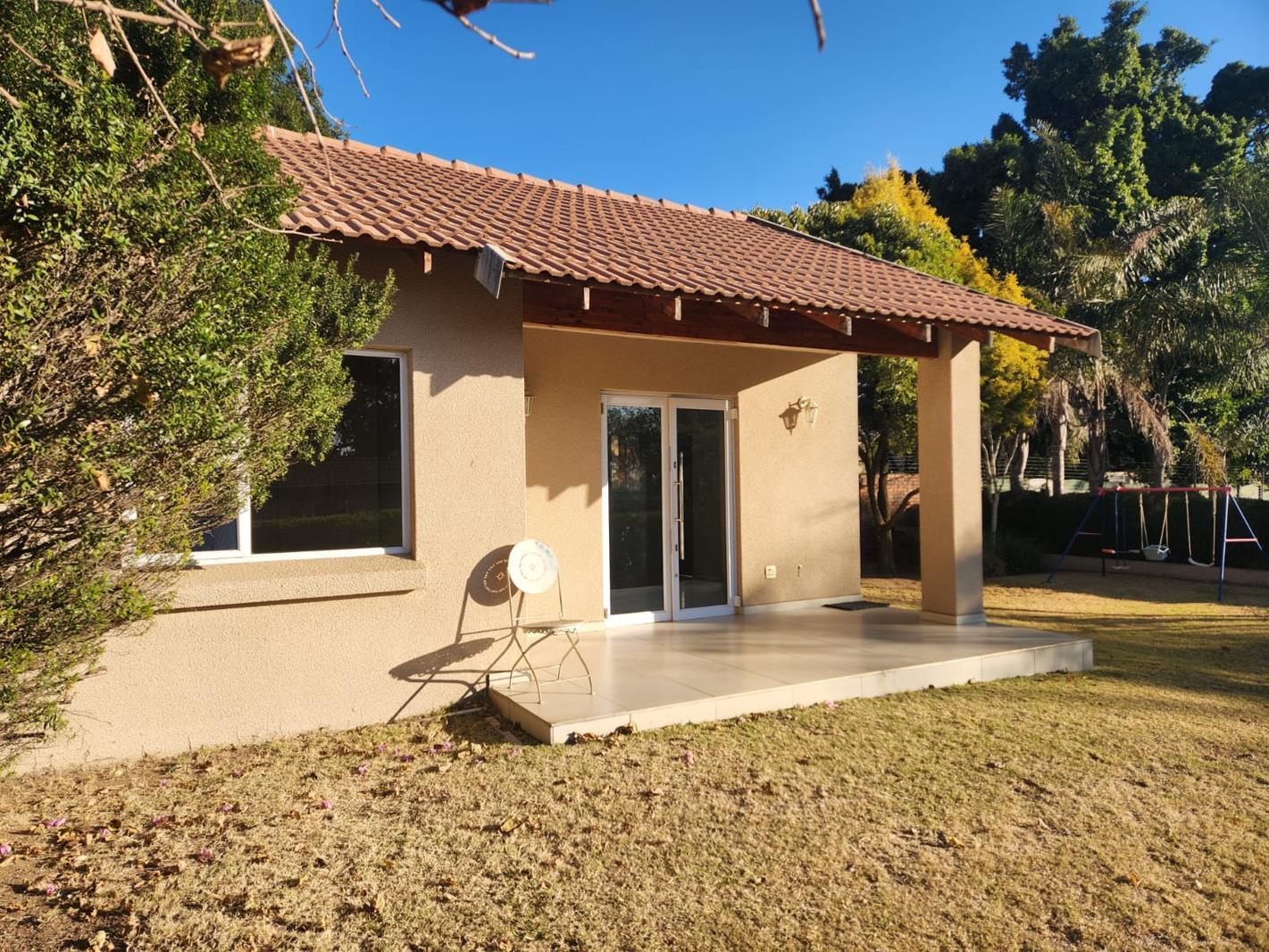 2 Bedroom Flat in Wendywood