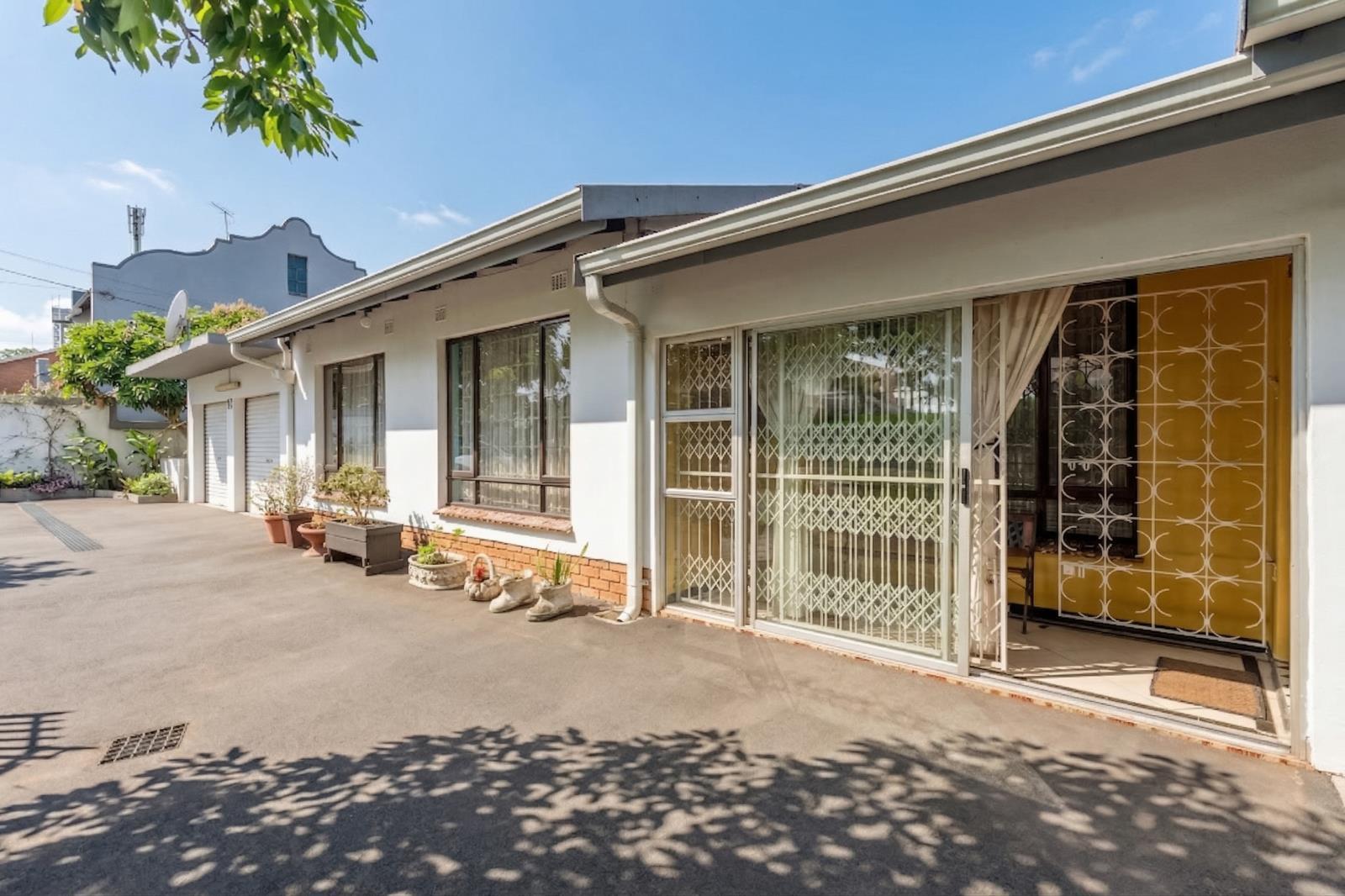 3 Bedroom House in Shallcross