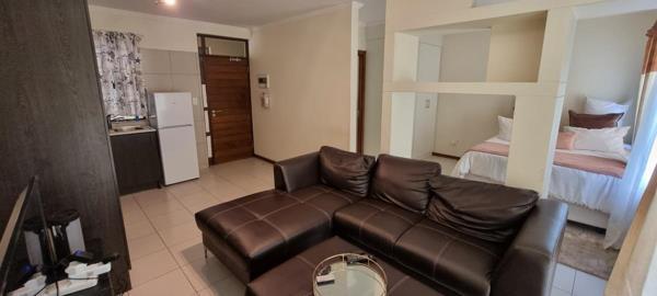 Bachelor apartment in Jackal Creek Golf Estate