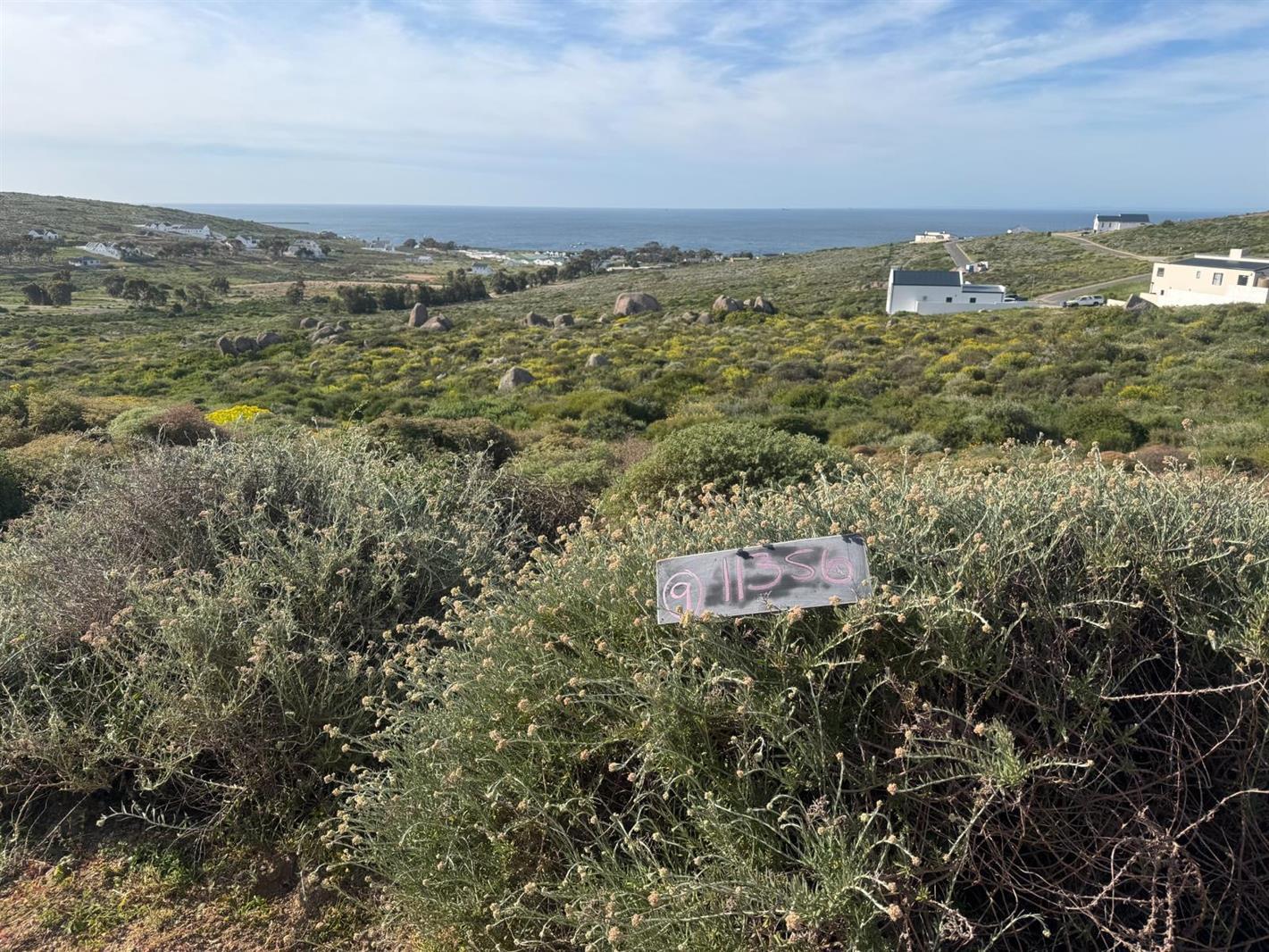 418 m² Land available in St Helena Views