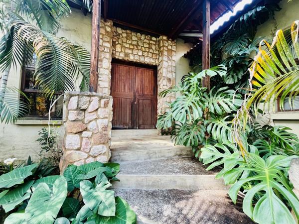 4 Bedroom House in Mnandi AH