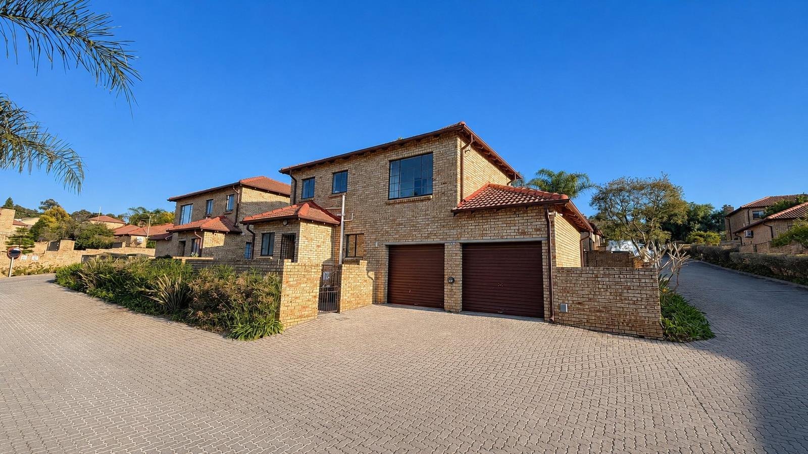 3 Bedroom Townhouse in Randpark Ridge