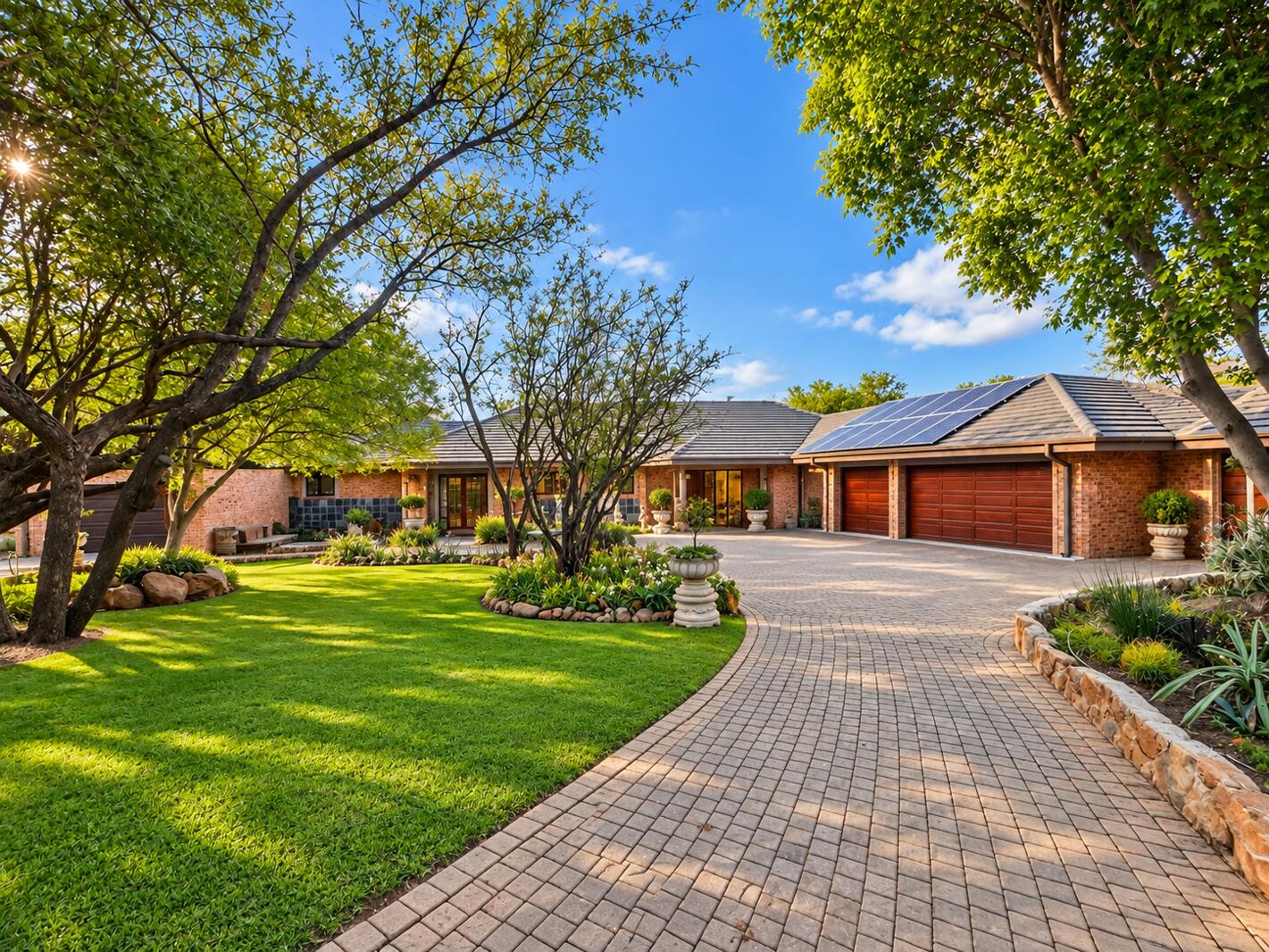 4 Bedroom House in Leeuwfontein Estate