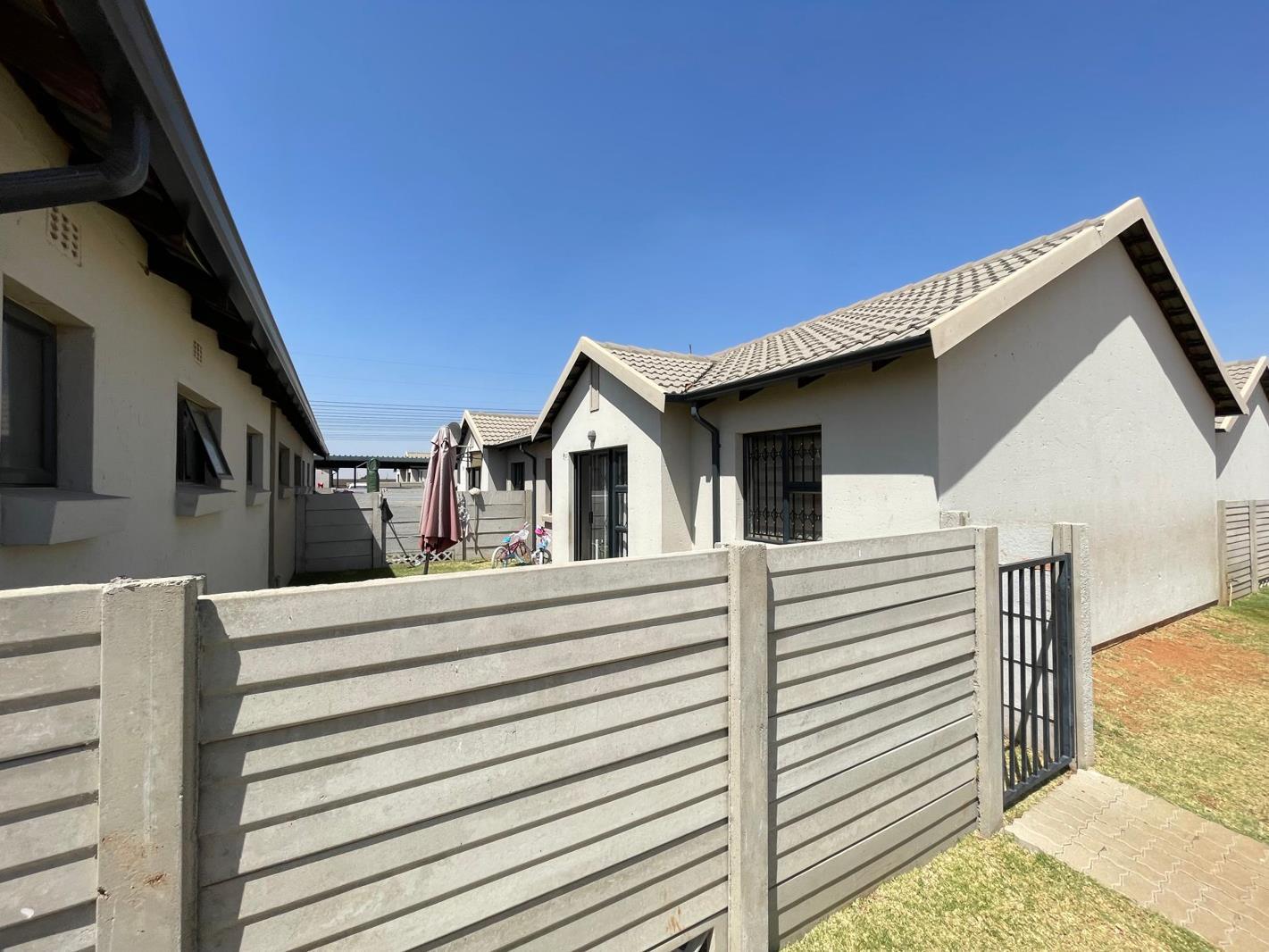 3 Bedroom Townhouse in Albertsdal