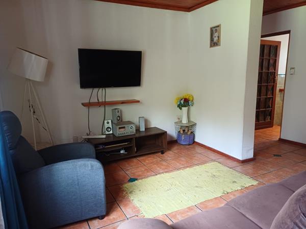 2 Bedroom Townhouse in Weltevreden Park