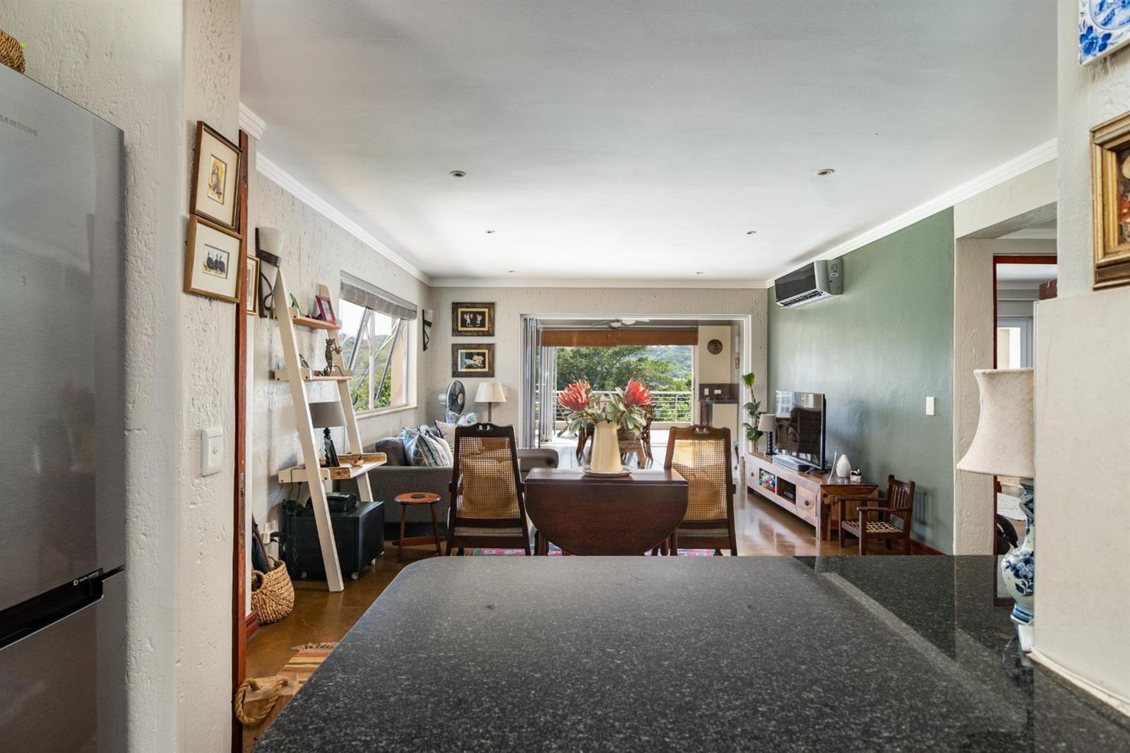 3 Bedroom Apartment in Simbithi Estate