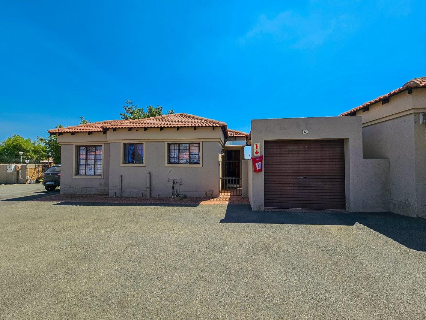 2 Bedroom Townhouse in Greenhills