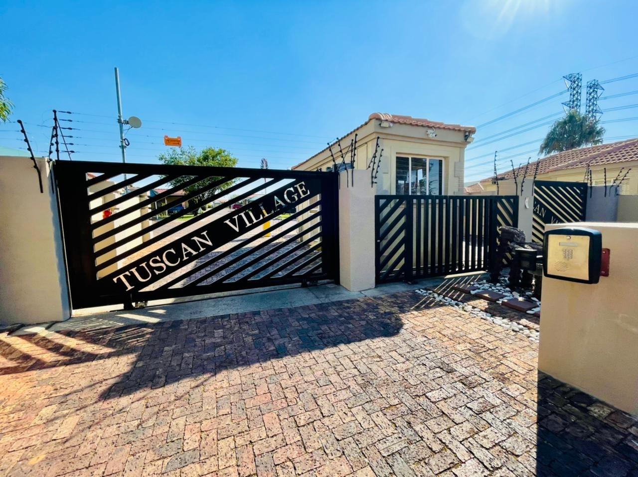 3 Bedroom Townhouse in Elandspark