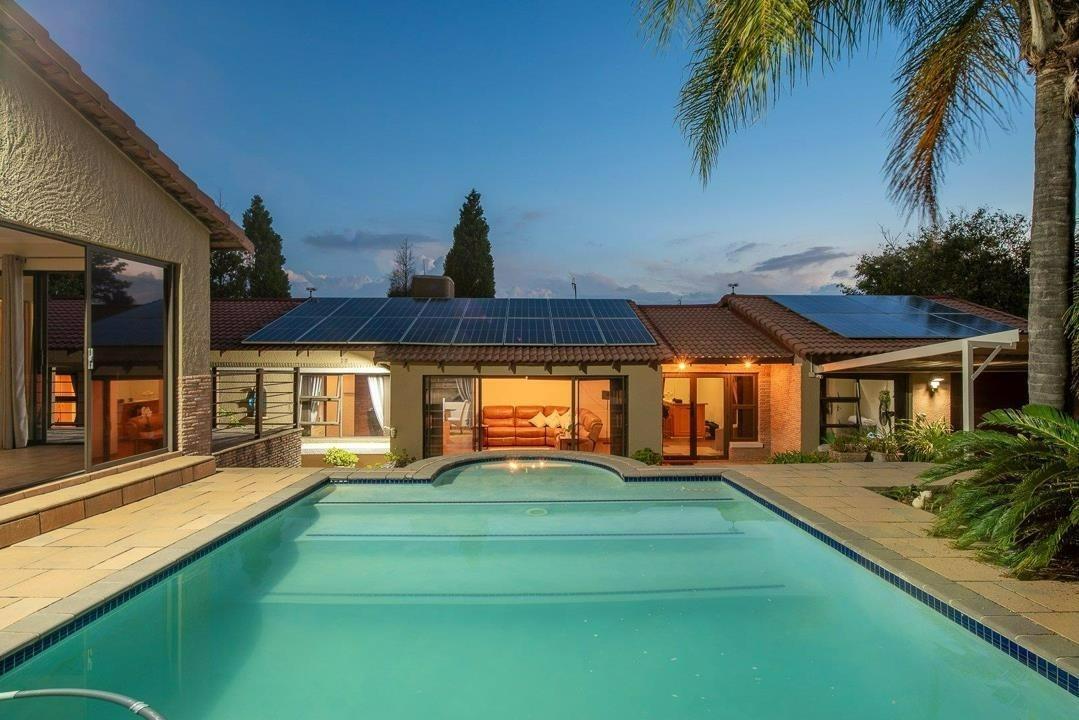 4 Bedroom House in Glenvista