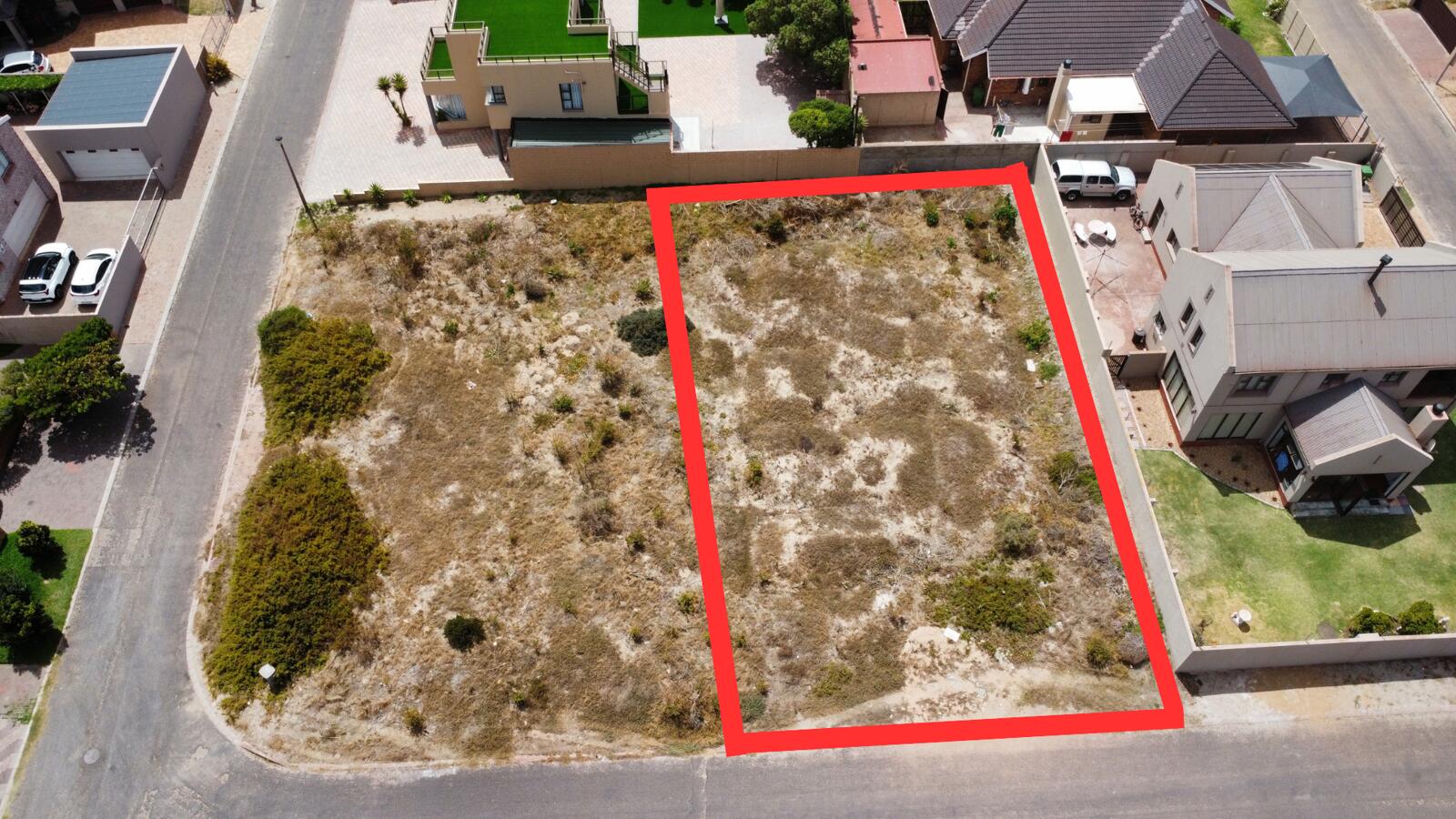 600 m² Land available in Saldanha