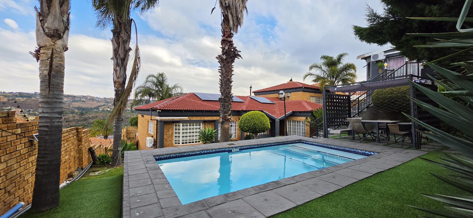 5 Bedroom Cluster in Rangeview