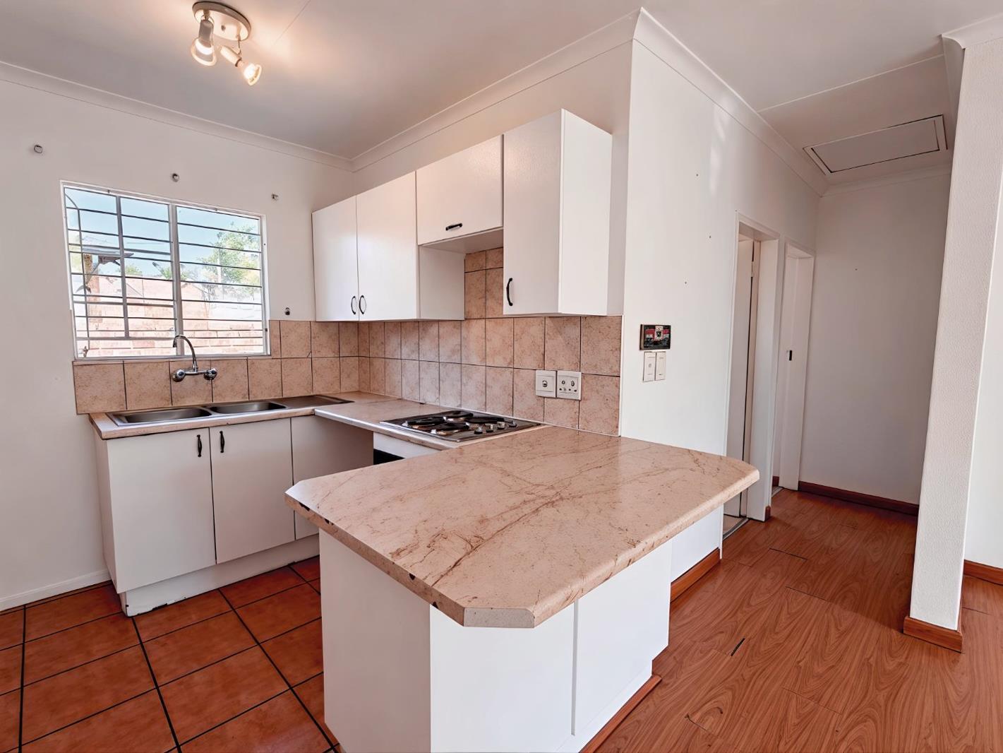 2 Bedroom Townhouse in Radiokop