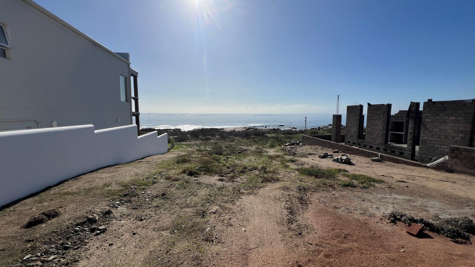 292 m² Land available in St Helena Views
