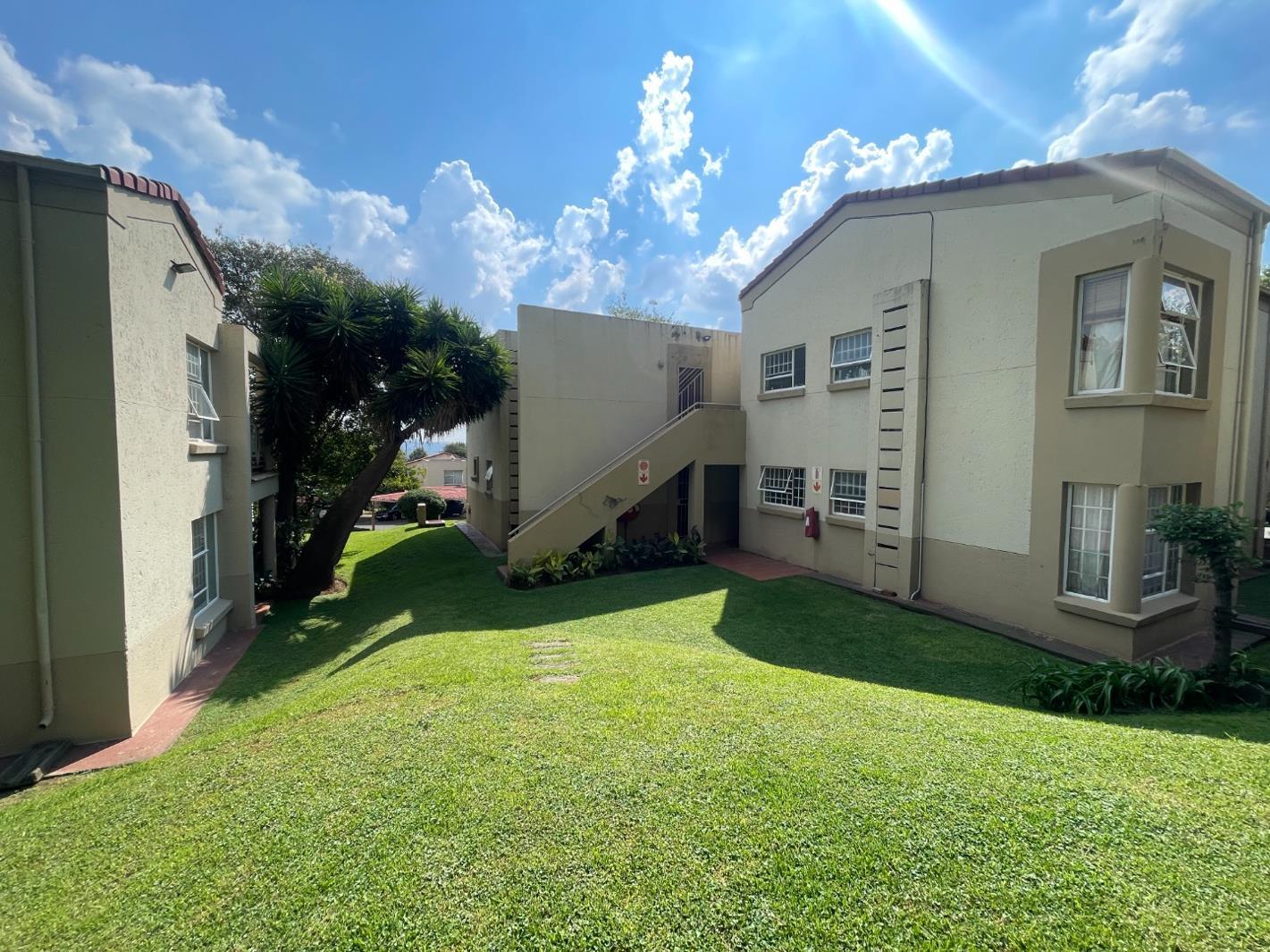 3 Bedroom Apartment in Rembrandt Park