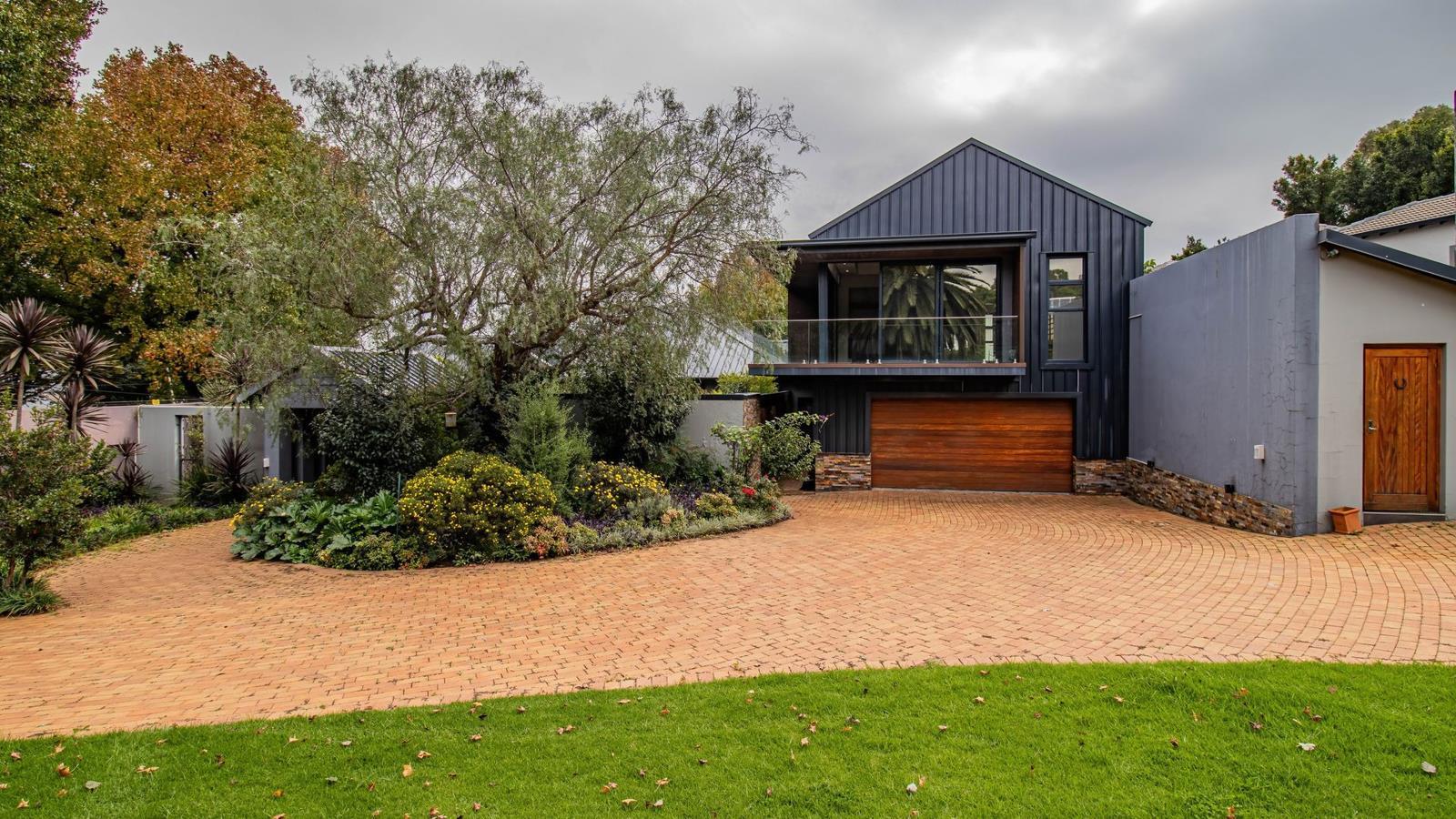 4 Bedroom House in Craighall Park